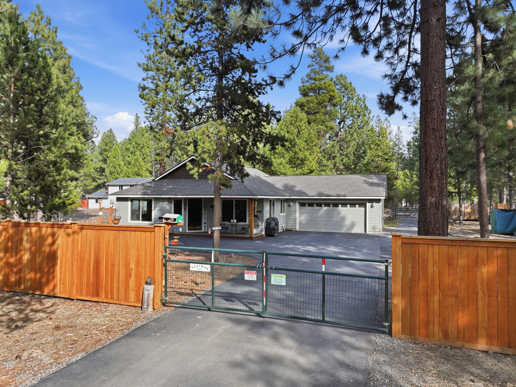 51432 Jory Road La Pine, OR 97739 - Photo 36 of 51 a view of a house with a balcony