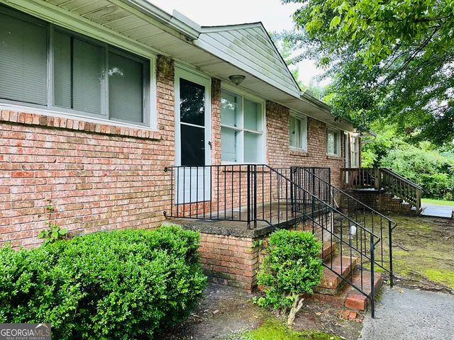 $1,050 | 6100 East Fayetteville Drive, Unit 6100, Riverdale, GA 30296