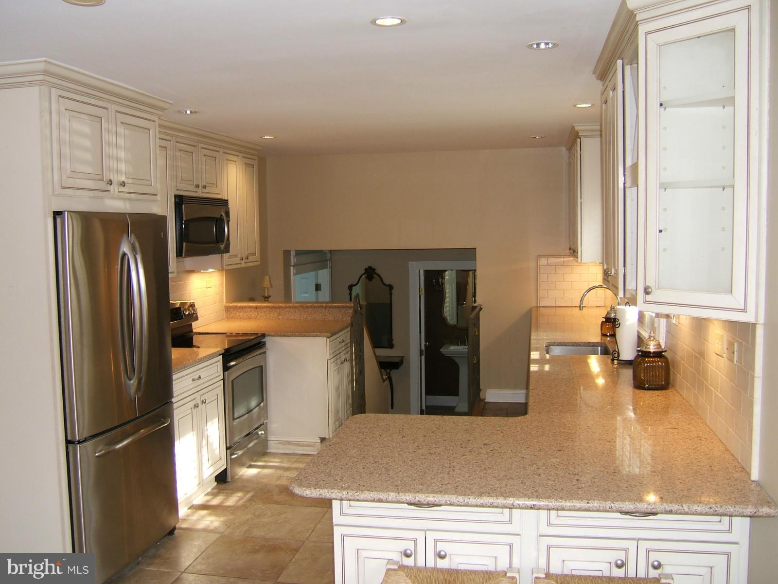2839 Carrollton Road Annapolis, MD 21403 - Photo 3 of 30 Kitchen