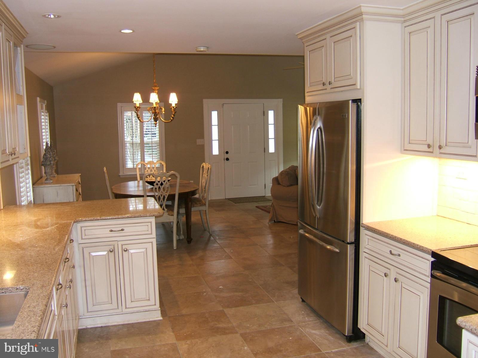 2839 Carrollton Road Annapolis, MD 21403 - Photo 4 of 30 Kitchen
