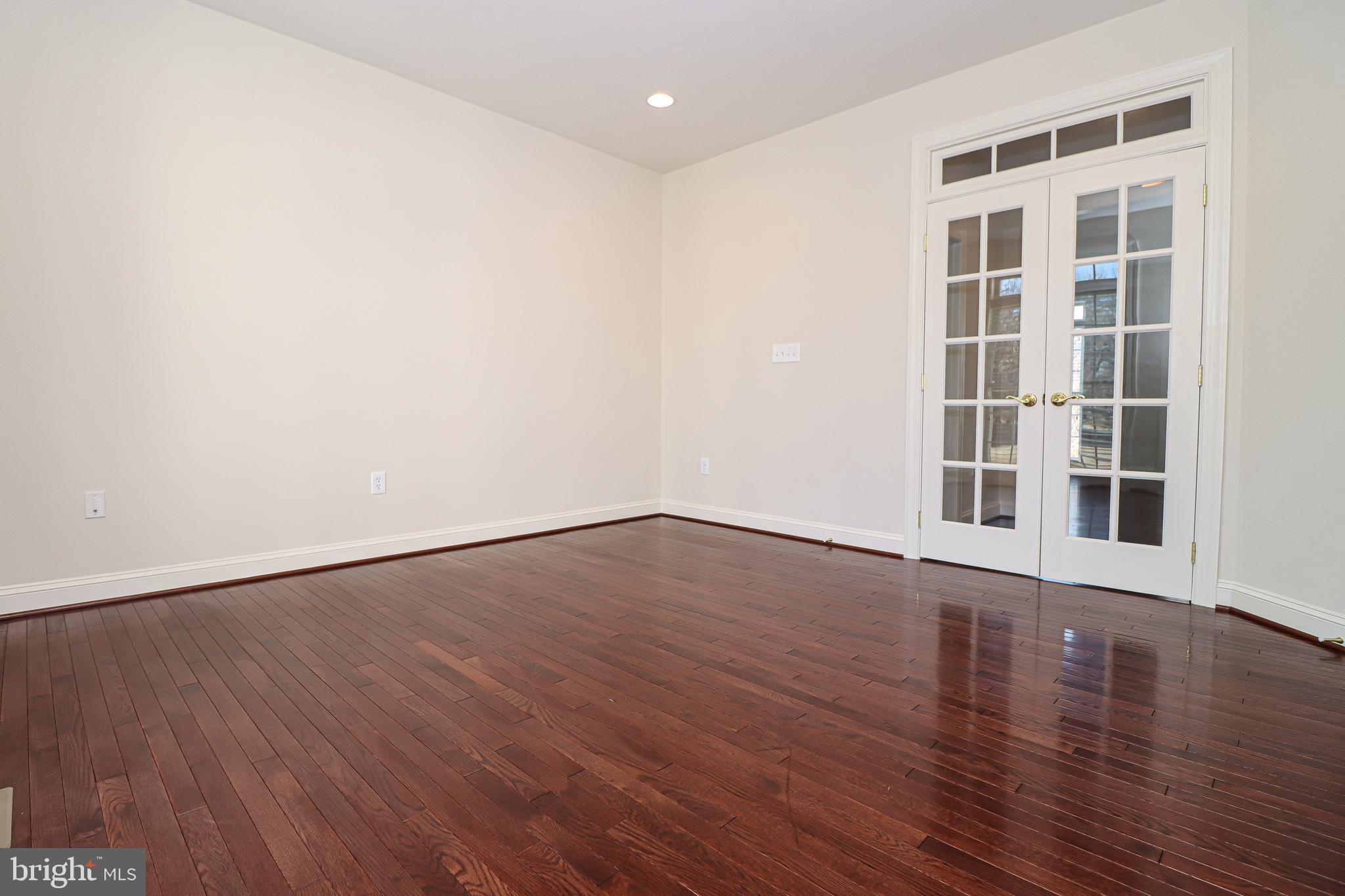 43471 Mountcastle Drive Chantilly, VA 20152 - Photo 35 of 79