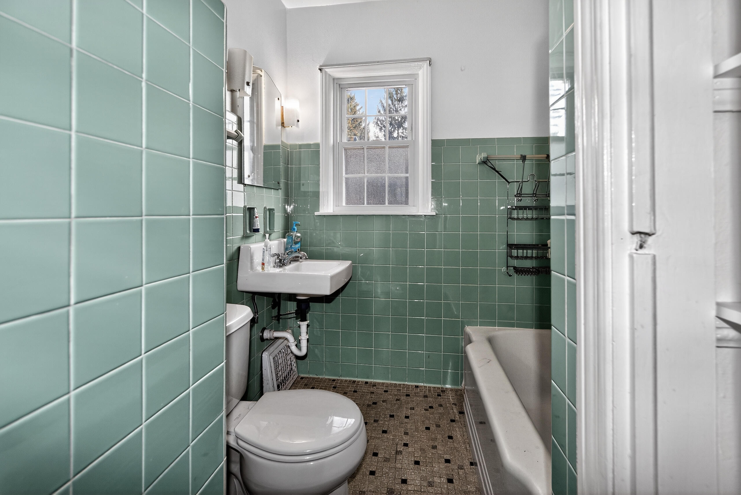 3360 South 65th Street Milwaukee, WI 53219 - Photo 11 of 30 Main Bath