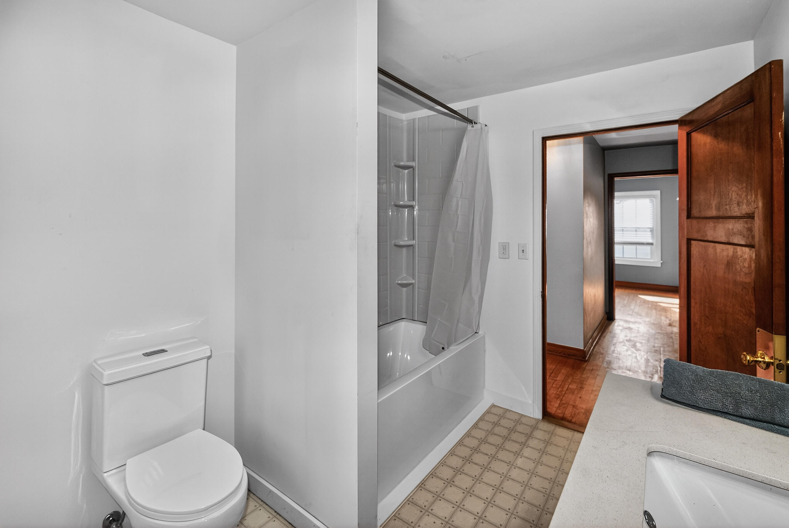 3360 South 65th Street Milwaukee, WI 53219 - Photo 20 of 30 2nd Full Bath