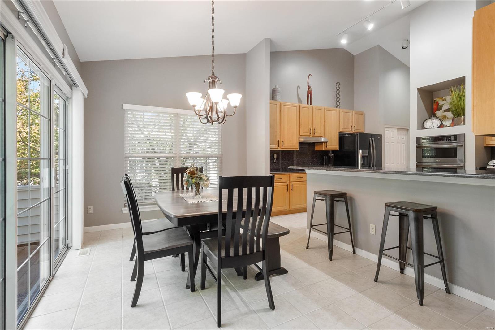 761 Stone Meadow Drive Chesterfield, MO 63005 - Photo 15 of 59