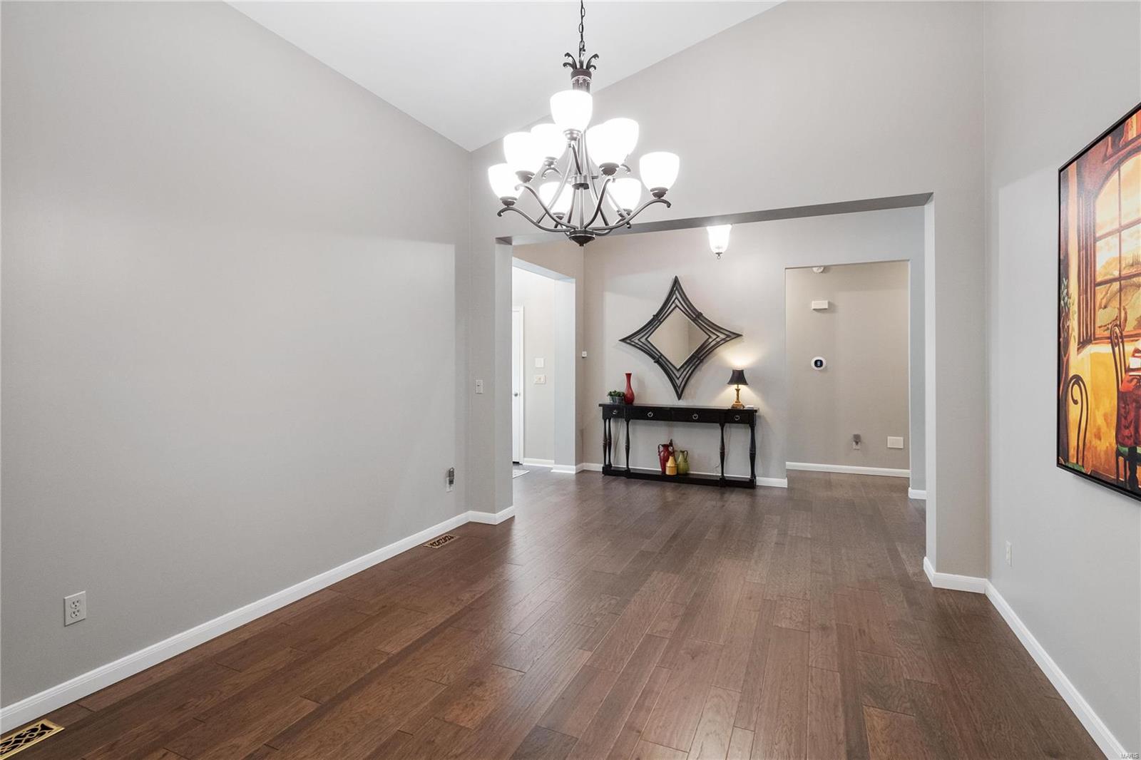 761 Stone Meadow Drive Chesterfield, MO 63005 - Photo 5 of 59