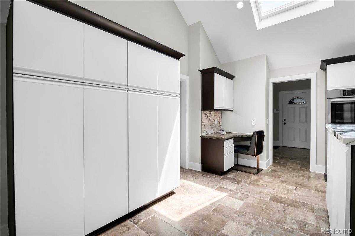 3816 West Maple Road Bloomfield Hills, MI 48301 - Photo 30 of 78 3816 W Maple_30.jpg