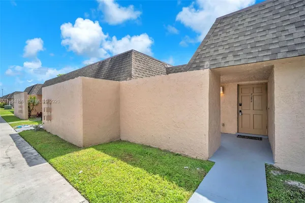 $2,200 | 7344 Southwest 8th Court, Unit 2, North Lauderdale, FL 33068