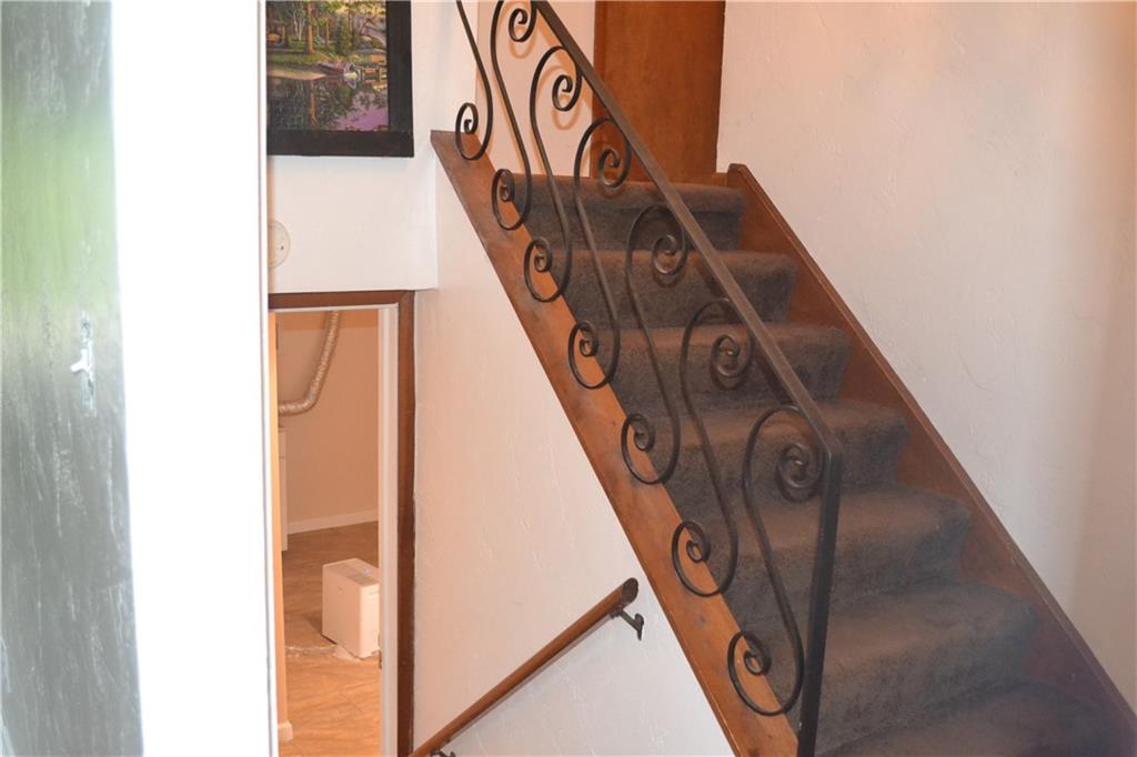 138 Mowl Road Washington, PA 15301 - Photo 4 of 43