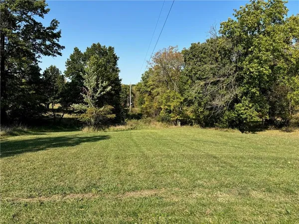 $4,499 | 2684 Lake Viking Terrace, Altamont, MO 64620