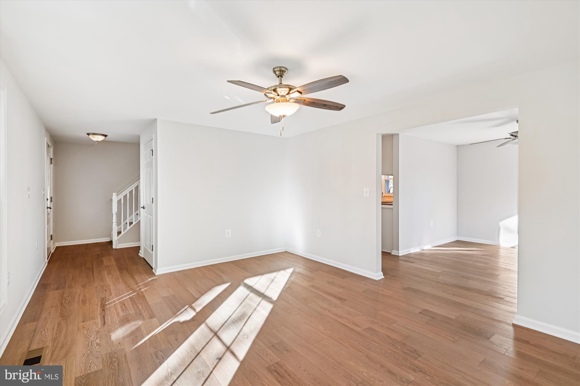 3092 Sussex Place Riva, MD 21140 - Photo 43 of 105 Living Room