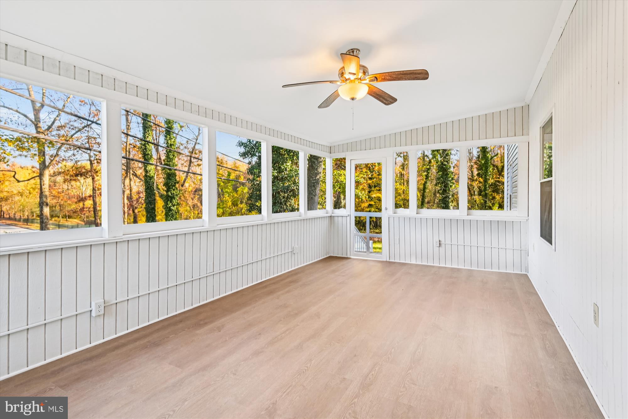 3092 Sussex Place Riva, MD 21140 - Photo 47 of 105 a view of an empty room and window