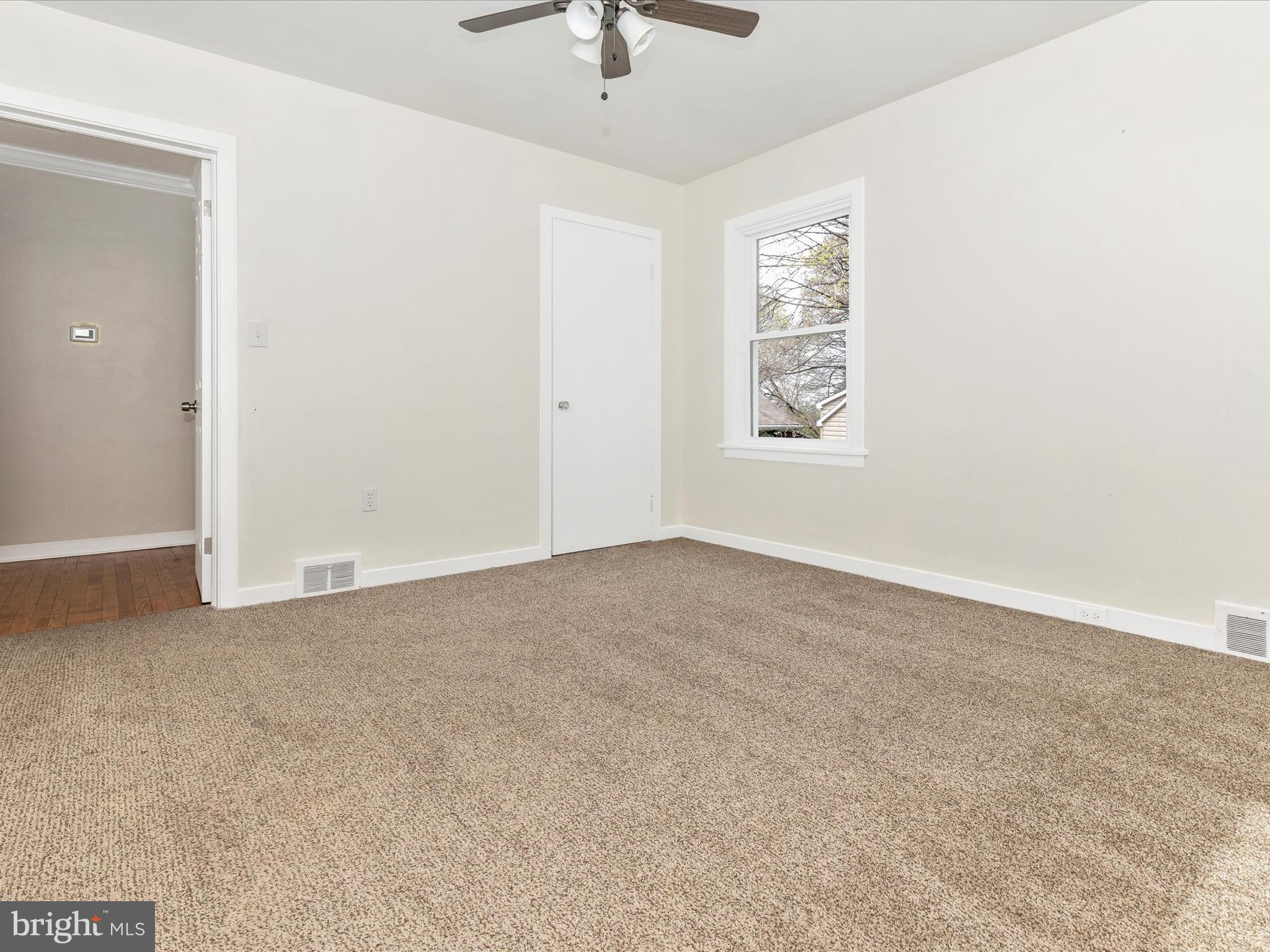 8913 Yellow Springs Road Frederick, MD 21702 - Photo 25 of 77 an empty room with a window