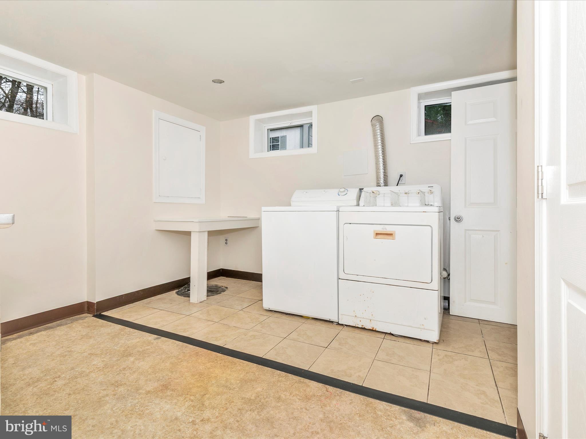 8913 Yellow Springs Road Frederick, MD 21702 - Photo 51 of 77 Laundry