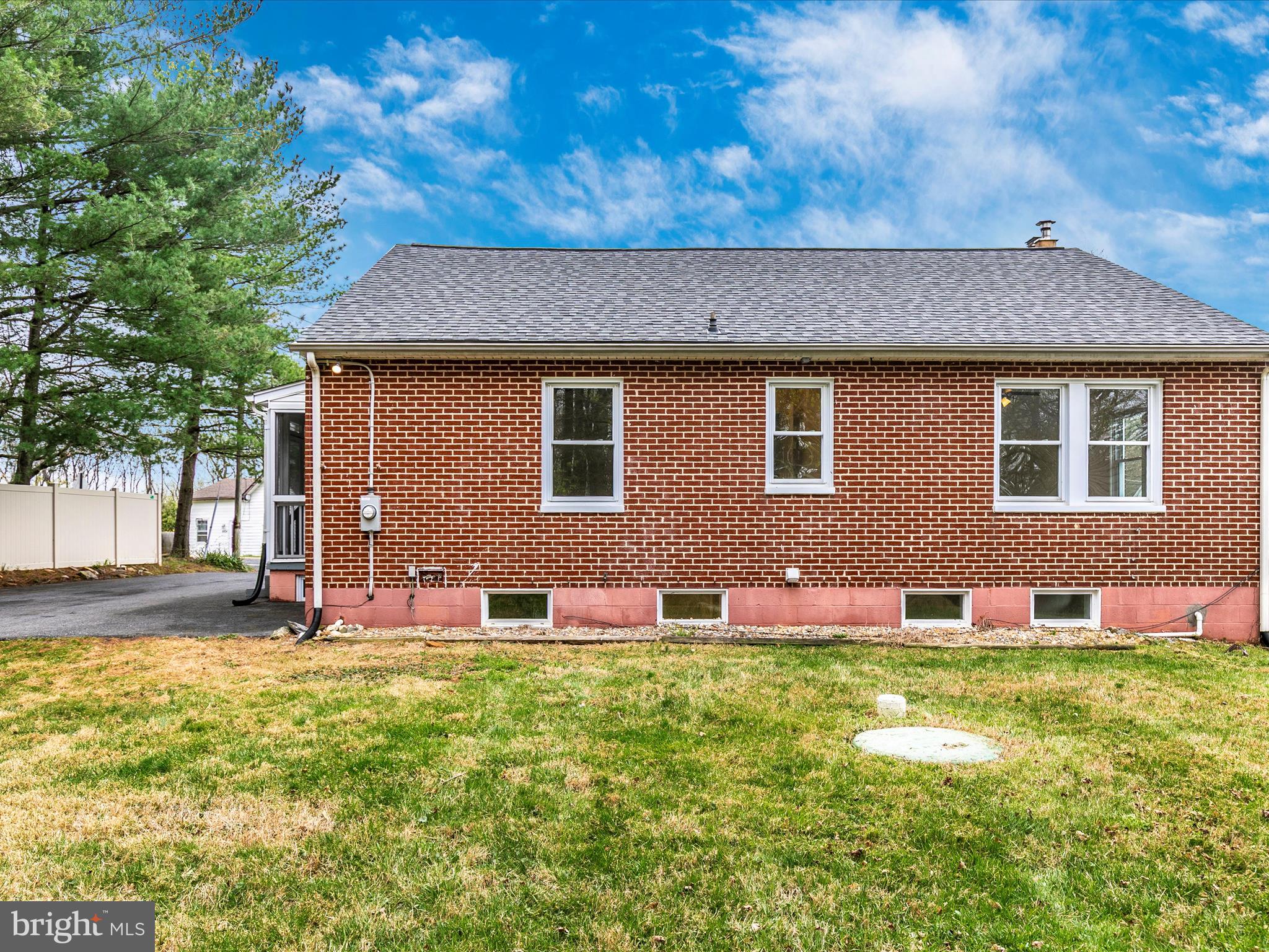8913 Yellow Springs Road Frederick, MD 21702 - Photo 67 of 77 a front view of house with yard