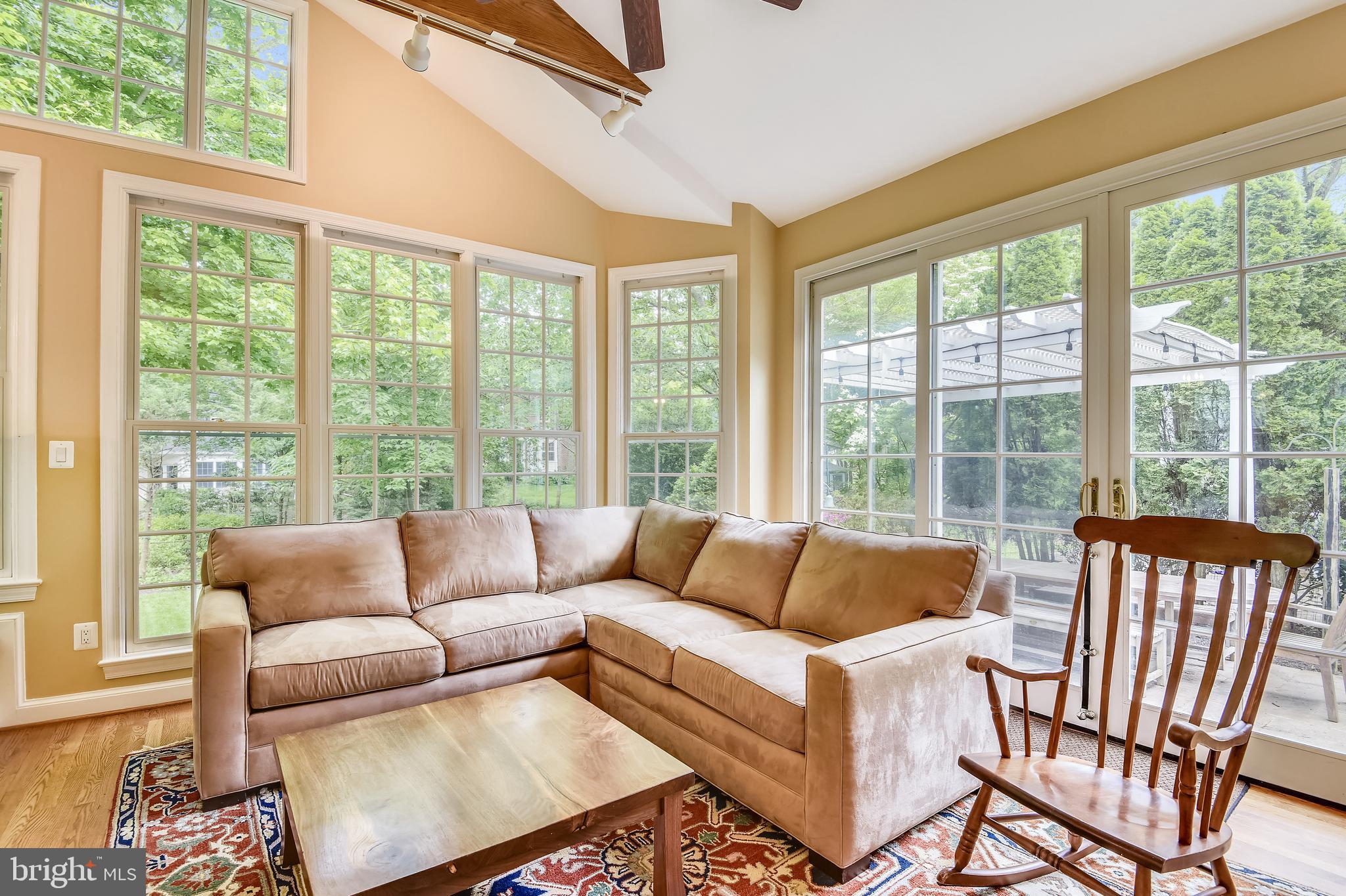 5609 Harwick Road Bethesda, MD 20816 - Photo 13 of 48 Family room