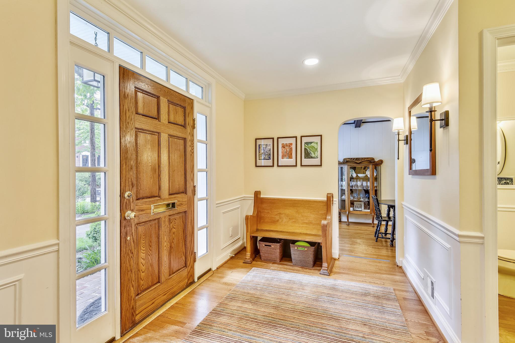 5609 Harwick Road Bethesda, MD 20816 - Photo 21 of 48 Entry Foyer