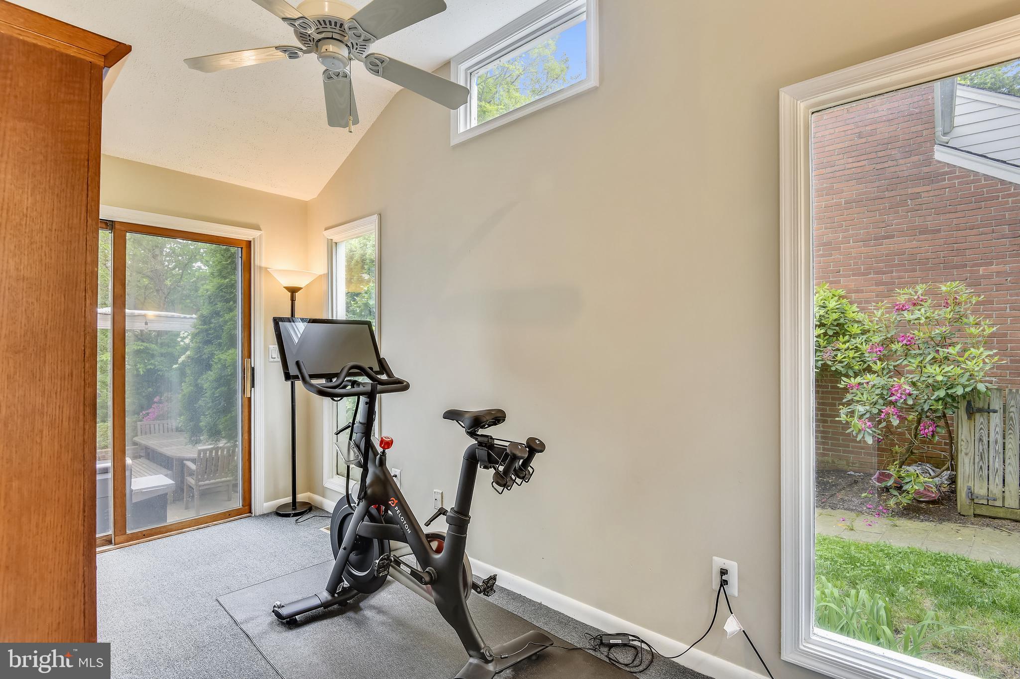 5609 Harwick Road Bethesda, MD 20816 - Photo 37 of 48 Den on main level