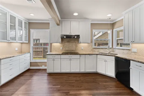 $615,000 | 4373 Harvest Lane, Houston, TX 77004