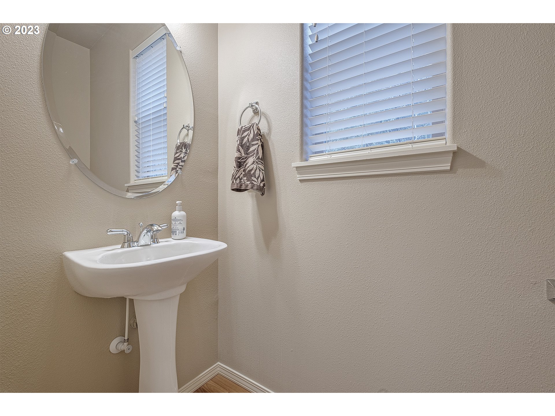 15579 Southwest Stone Ridge Circle Beaverton, OR 97007 - Photo 12 of 25 Bathroom