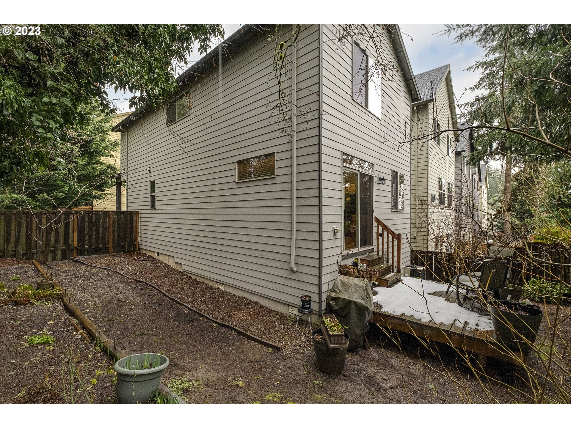 15579 Southwest Stone Ridge Circle Beaverton, OR 97007 - Photo 24 of 25 Yard