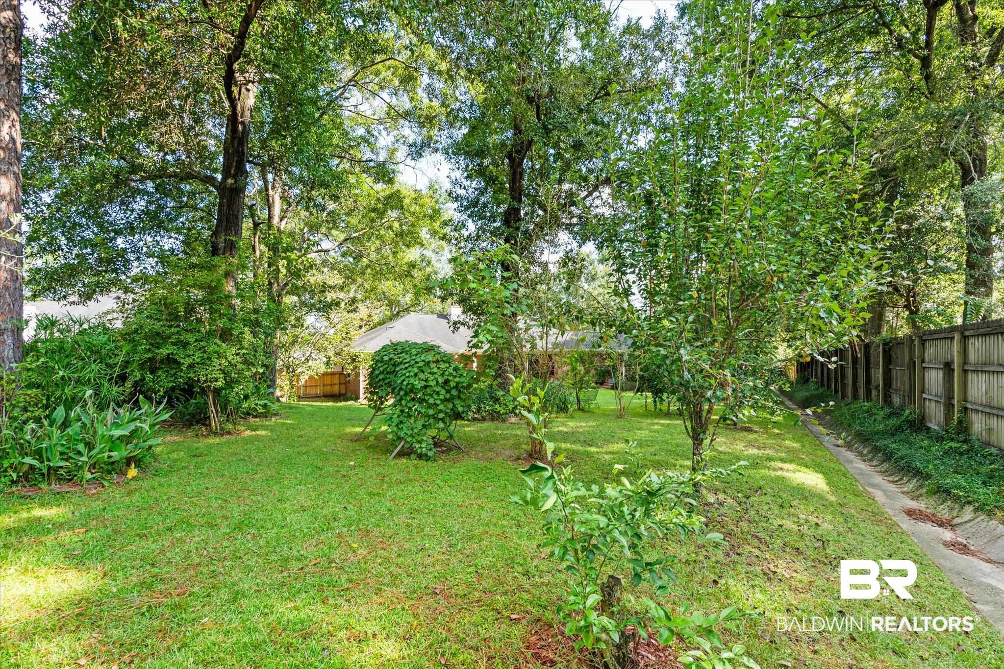 7360 Bridgewood Court Mobile, AL 36695 - Photo 29 of 30 View of yard