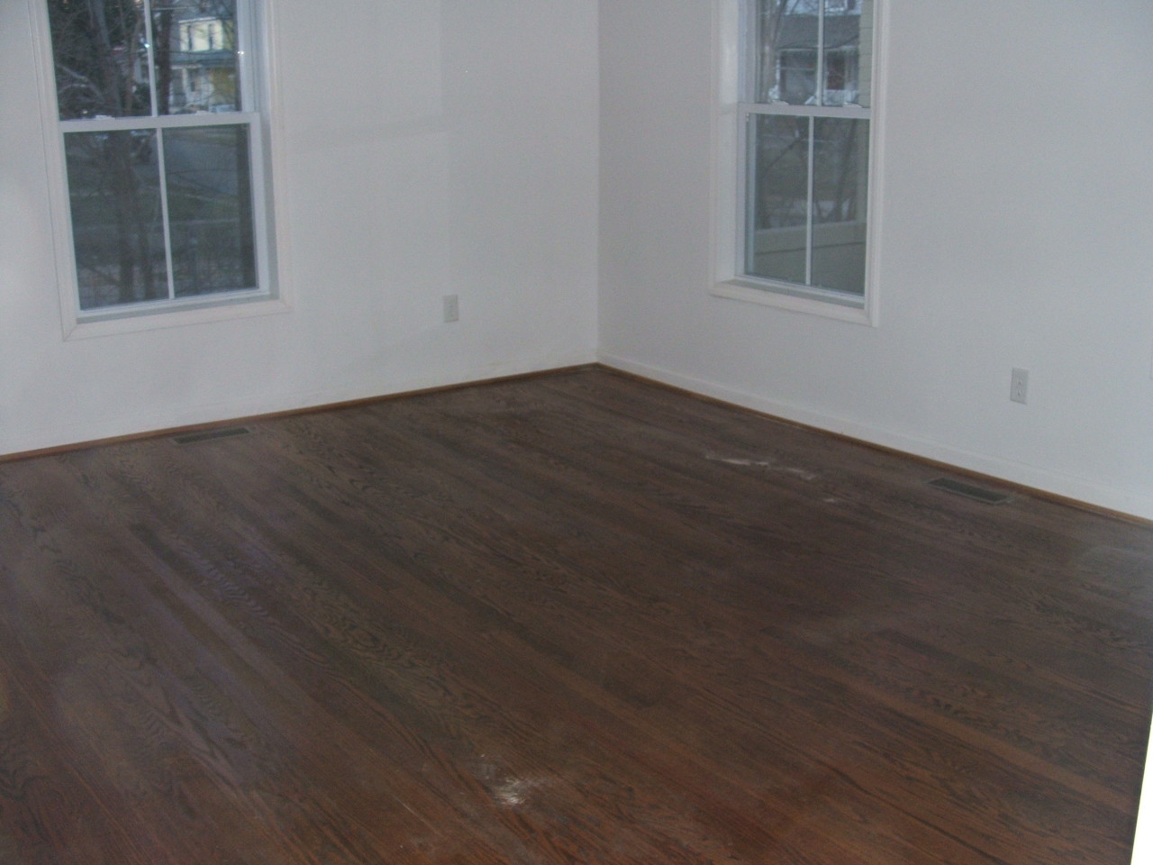 1630 Rorer Avenue Southwest Roanoke, VA 24016 - Photo 5 of 10 1630 LIVING ROOM