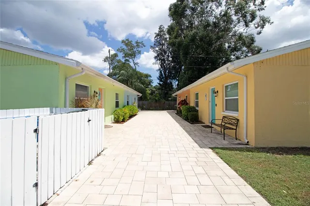 $1,800 | 1635 Gladys Street, Unit 1, Largo, FL 33774