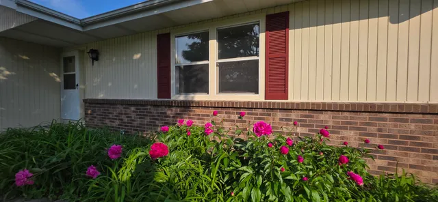 $249,900 | 1925 Hilltop Drive, West Bend, WI 53095