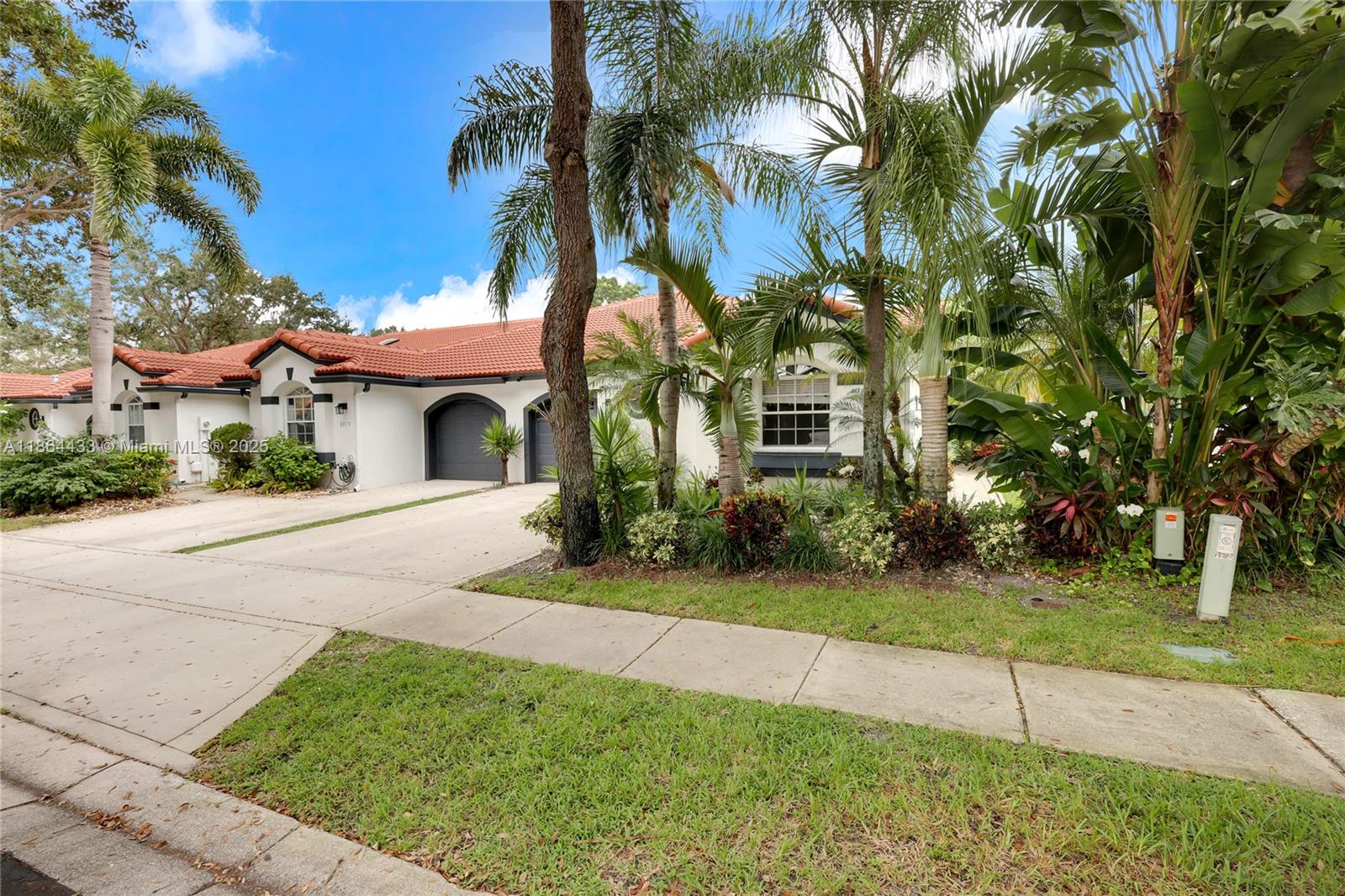 8273 Vía Di Veneto Boca Raton, FL 33496 - Photo 1 of 37 Gallery Image 1