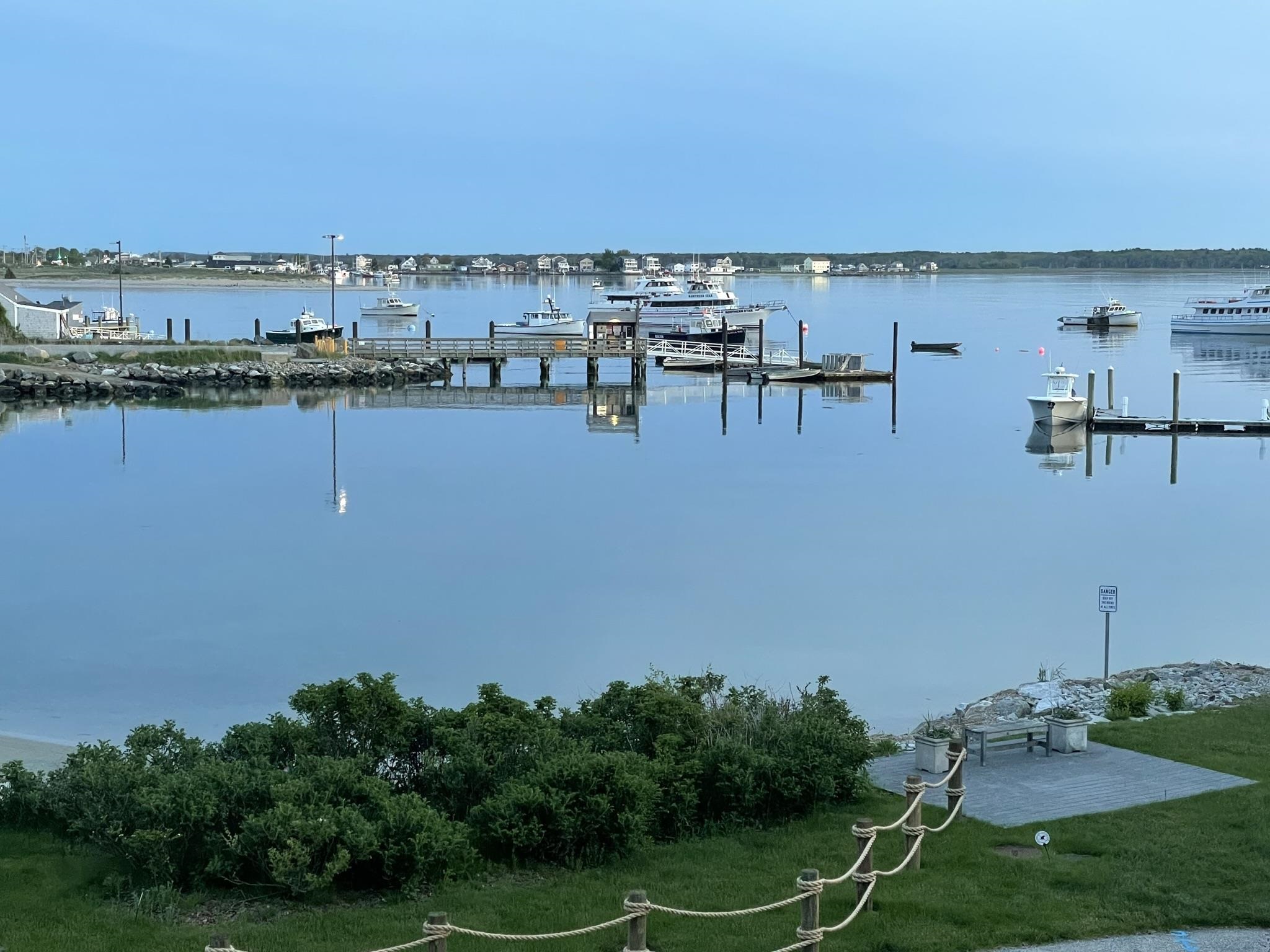 24 Harbor Road, Unit 10 Hampton, NH 03842 - Photo 1 of 40