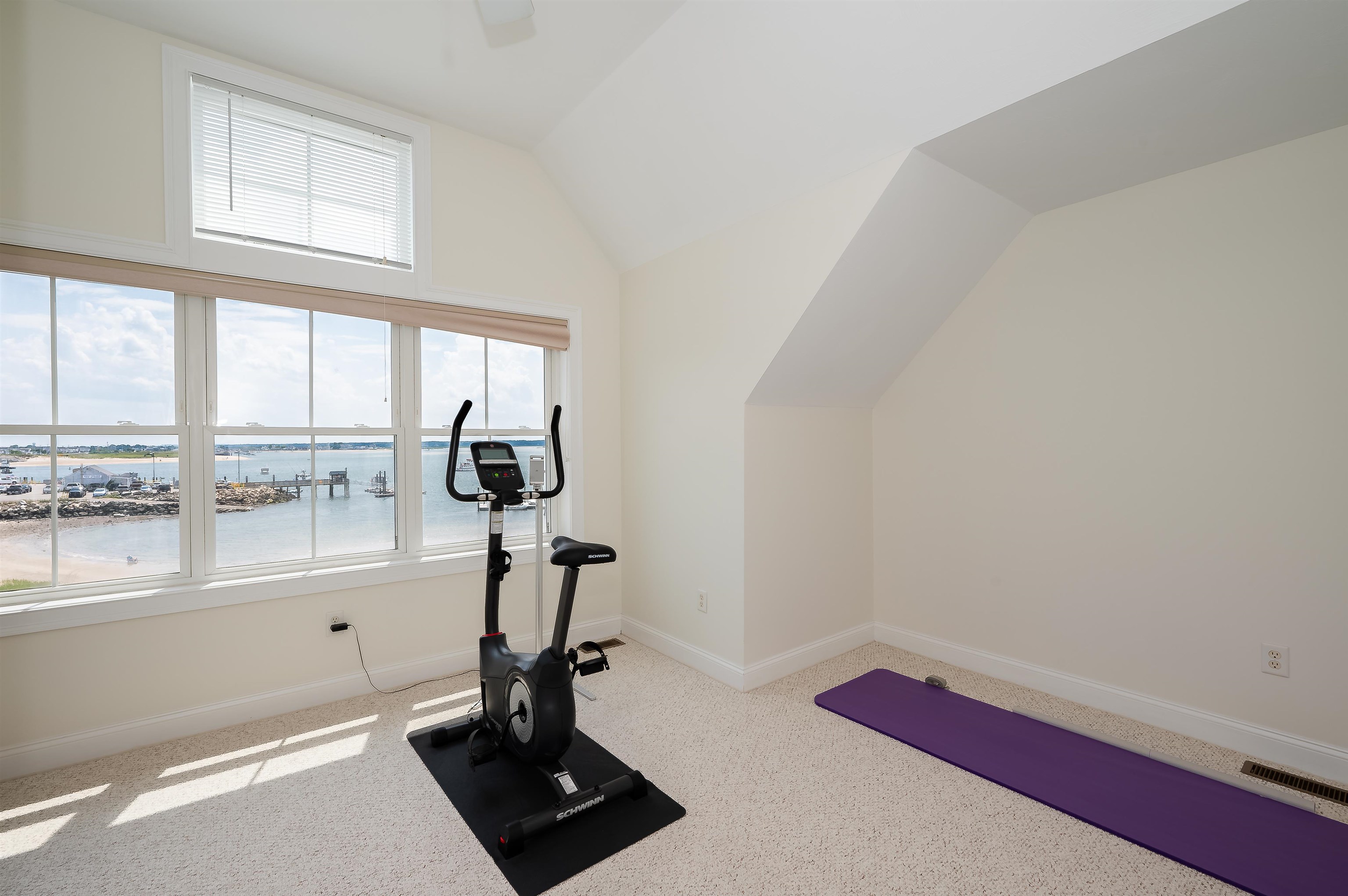 24 Harbor Road, Unit 10 Hampton, NH 03842 - Photo 15 of 40