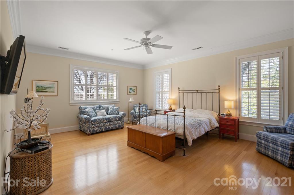 952 Queens Road Charlotte, NC 28207 - Photo 22 of 31 Gallery Image 22