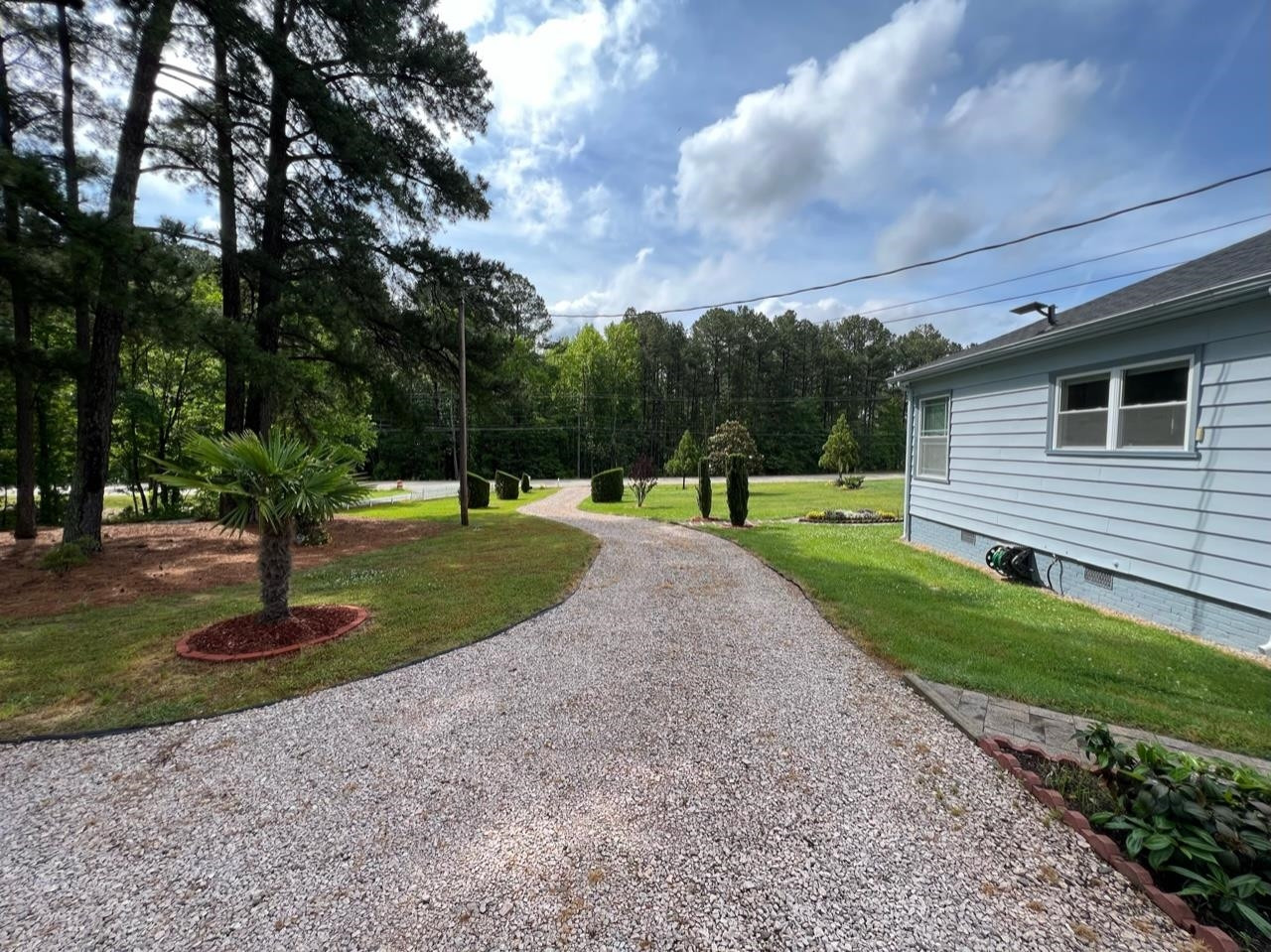 1604 Sherron Road Durham, NC 27703 - Photo 5 of 38 Driveway