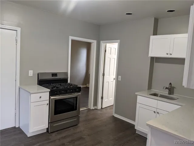 $299,000 | 887 Prospect Avenue, Buffalo, NY 14213