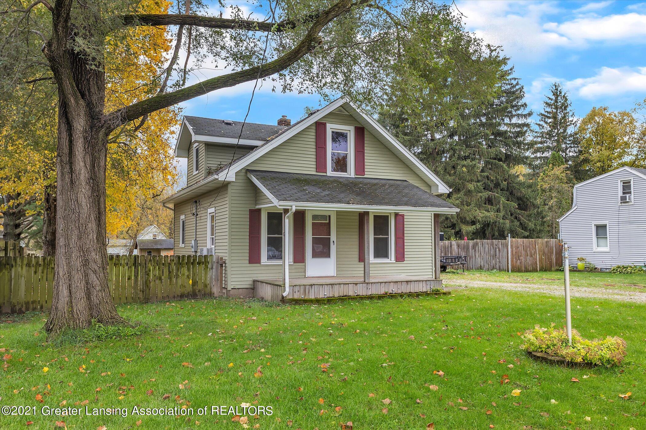 1421 West Wieland Road Lansing, MI 48906 - Photo 2 of 41 02-1421-w-wieland-rd-windowstill-realest