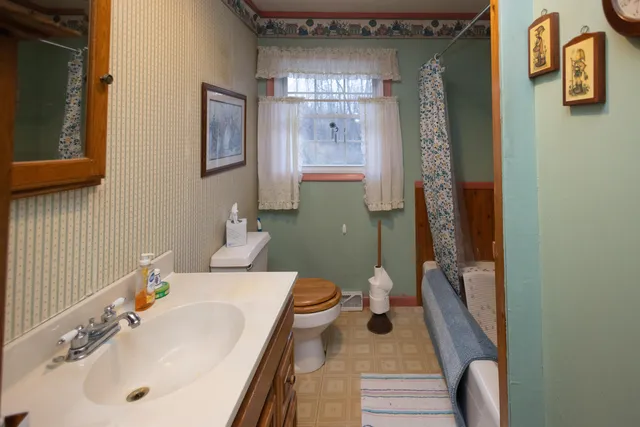 $270,000 | 11102 South 34th Street, Vicksburg, MI 49097