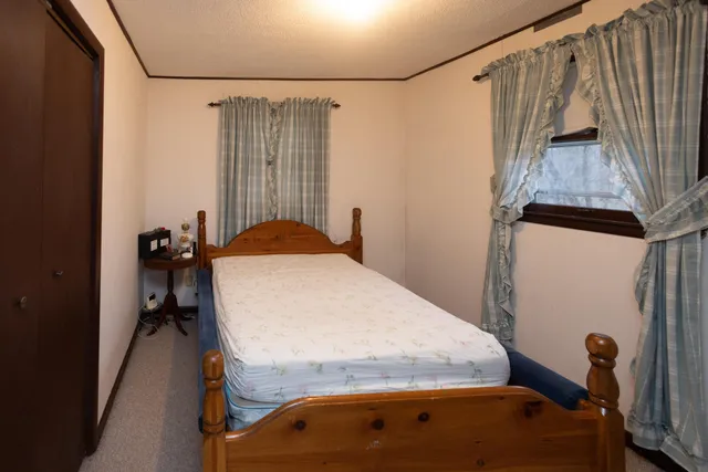 $270,000 | 11102 South 34th Street, Vicksburg, MI 49097