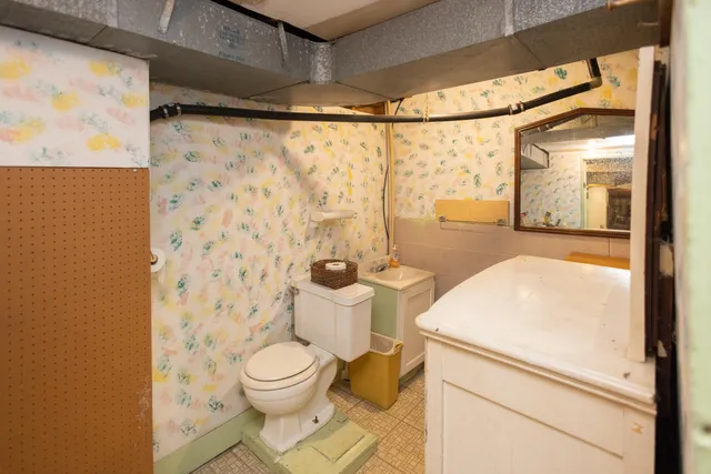 $270,000 | 11102 South 34th Street, Vicksburg, MI 49097