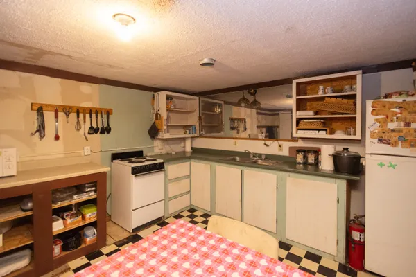 $220,000 | 11102 South 34th Street, Vicksburg, MI 49097