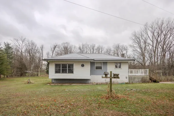 $220,000 | 11102 South 34th Street, Vicksburg, MI 49097