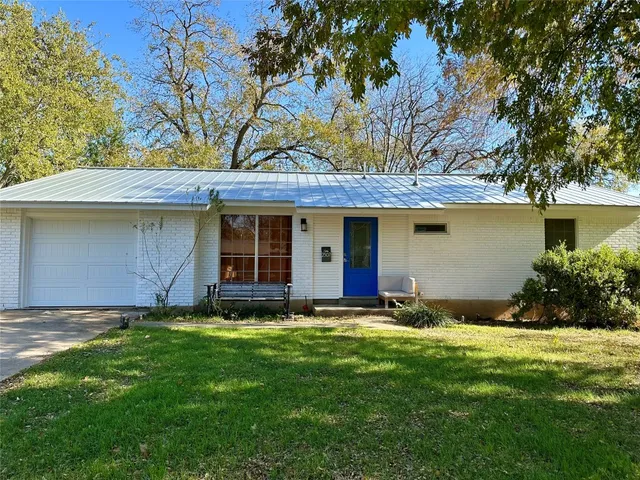 $3,750 | 2507 East Side Drive, Austin, TX 78704