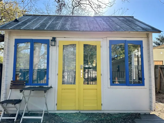 $3,750 | 2507 East Side Drive, Austin, TX 78704