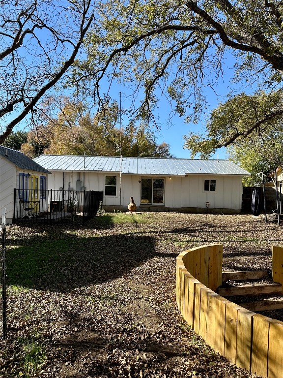 2507 East Side Drive Austin, TX 78704 - Photo 24 of 26 a front view of a house with a yard