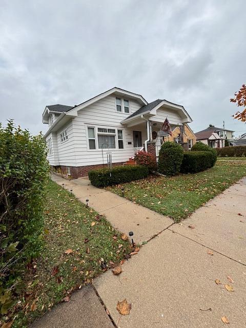 1024 Walton Avenue Racine, WI 53402 - Photo 1 of 1 Front