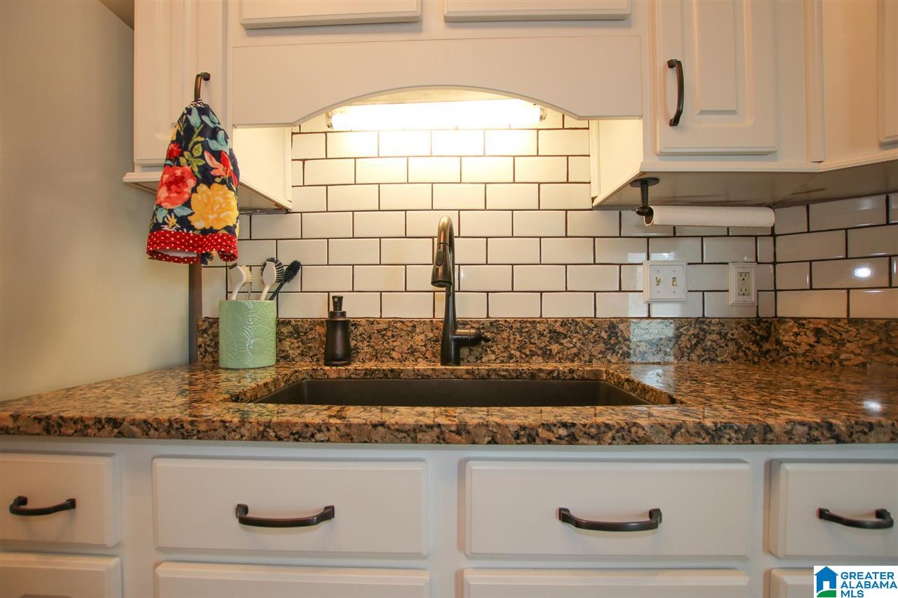 8524 Covington Way Leeds, AL 35094 - Photo 13 of 35