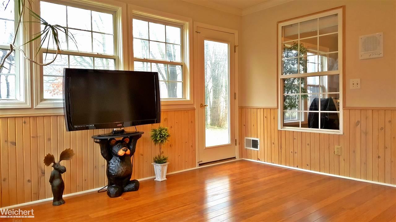 49779 Mound Road Utica, MI 48317 - Photo 13 of 25 31311035-12.JPG