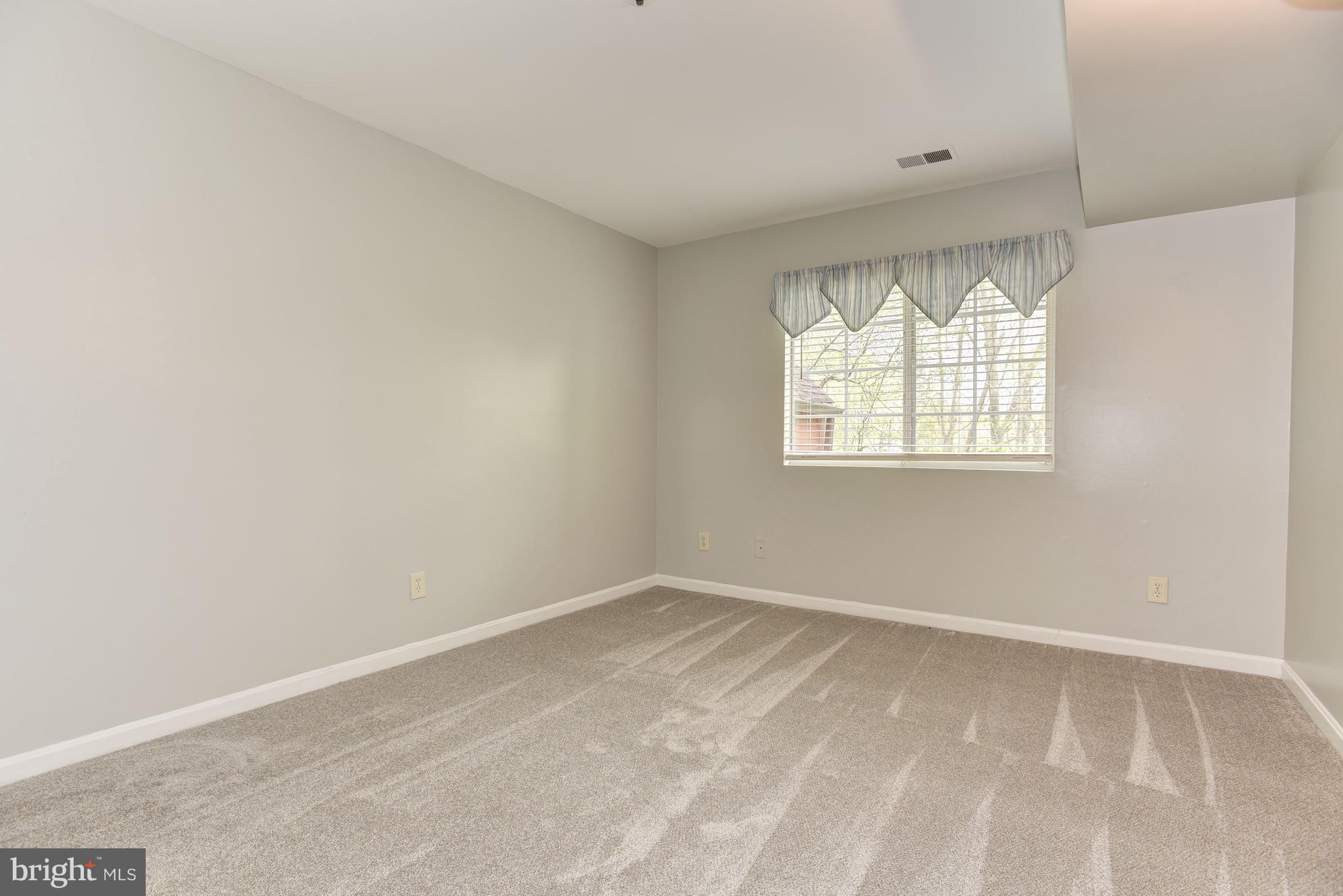 4912 Columbia Road, Unit 2 112 Columbia, MD 21044 - Photo 17 of 24 Bedroom | Walk-In Closet