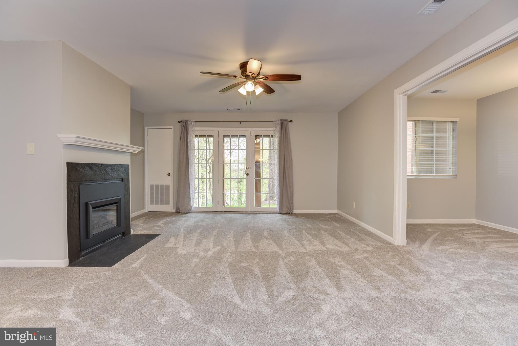 4912 Columbia Road, Unit 2 112 Columbia, MD 21044 - Photo 3 of 24 Living Room | Fireplace
