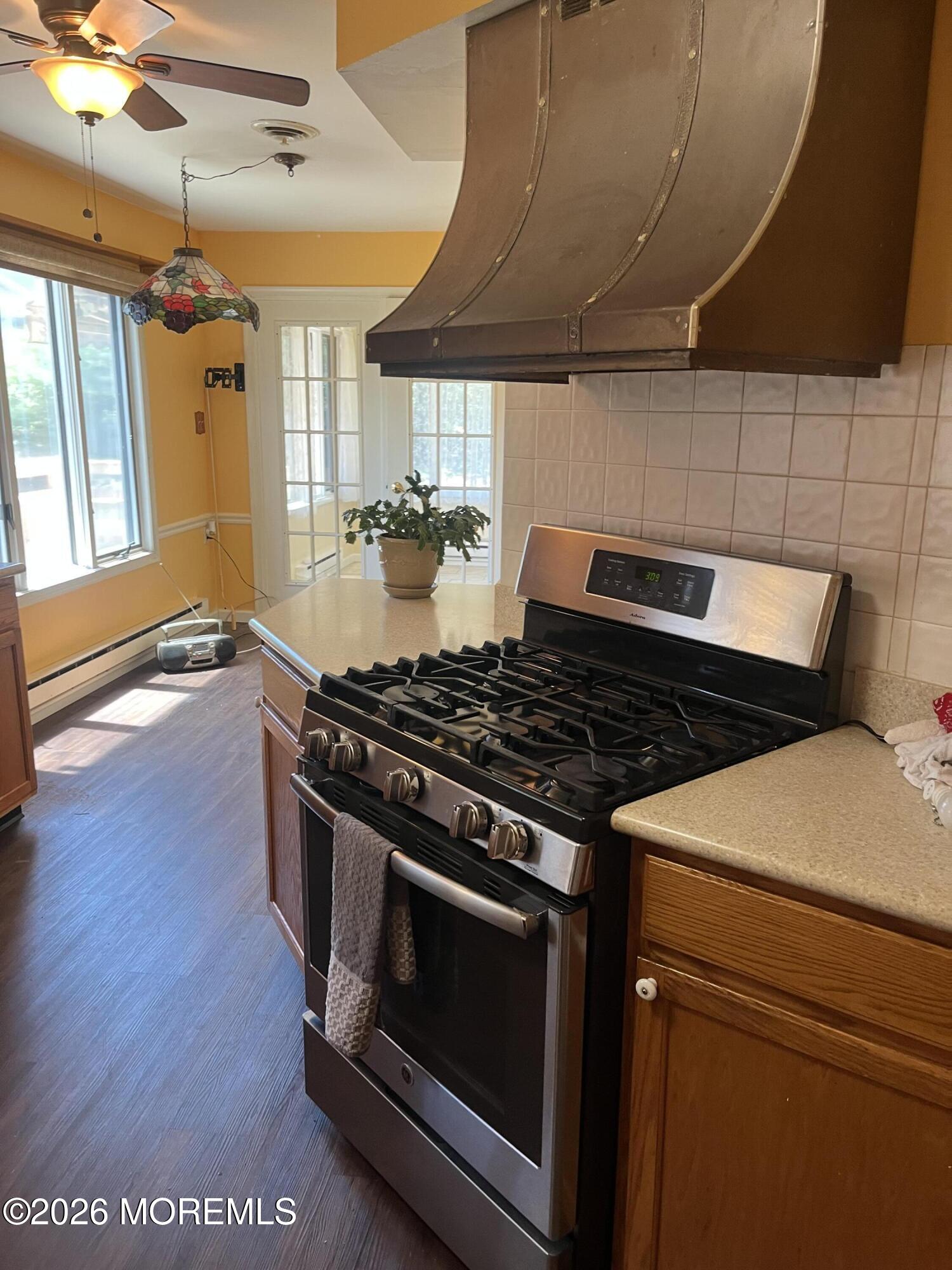 40 Sycamore Access Road, Unit 40 Manahawkin, NJ 08050 - Photo 8 of 27 Kitchen