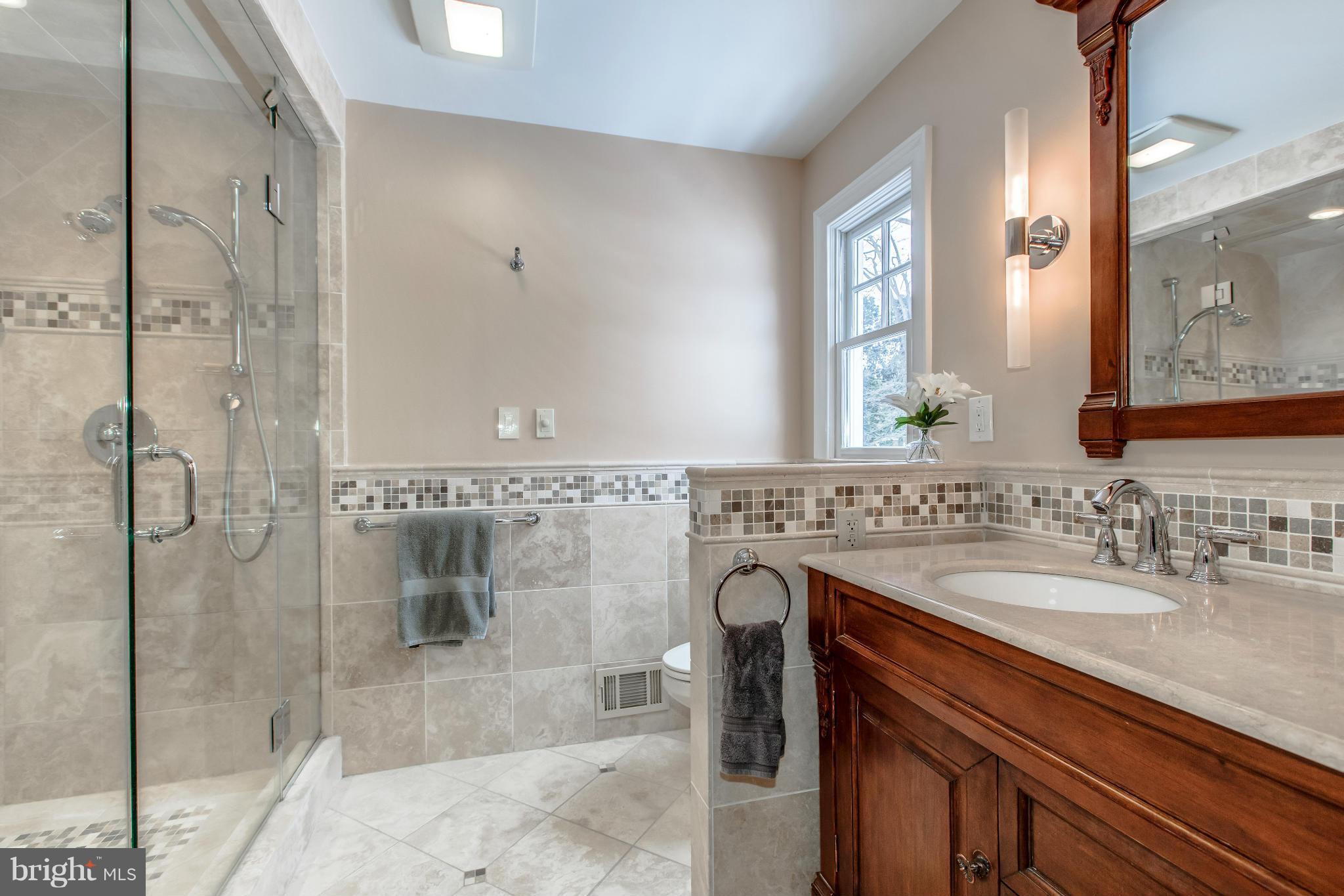 1203 Old Stable Road McLean, VA 22102 - Photo 14 of 30 Bath (Master) I